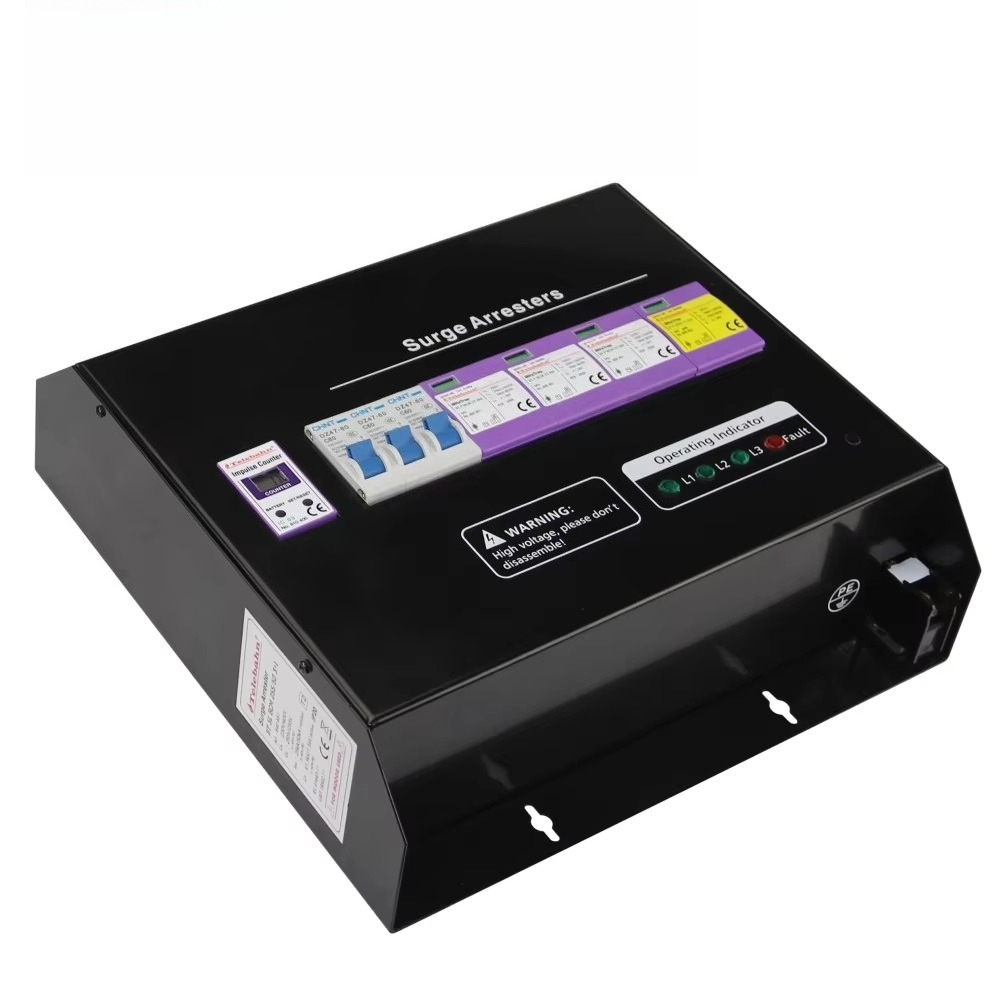 Ogranicznik przepięć 230V/400V – Ac Surge Protector recenzja i cena